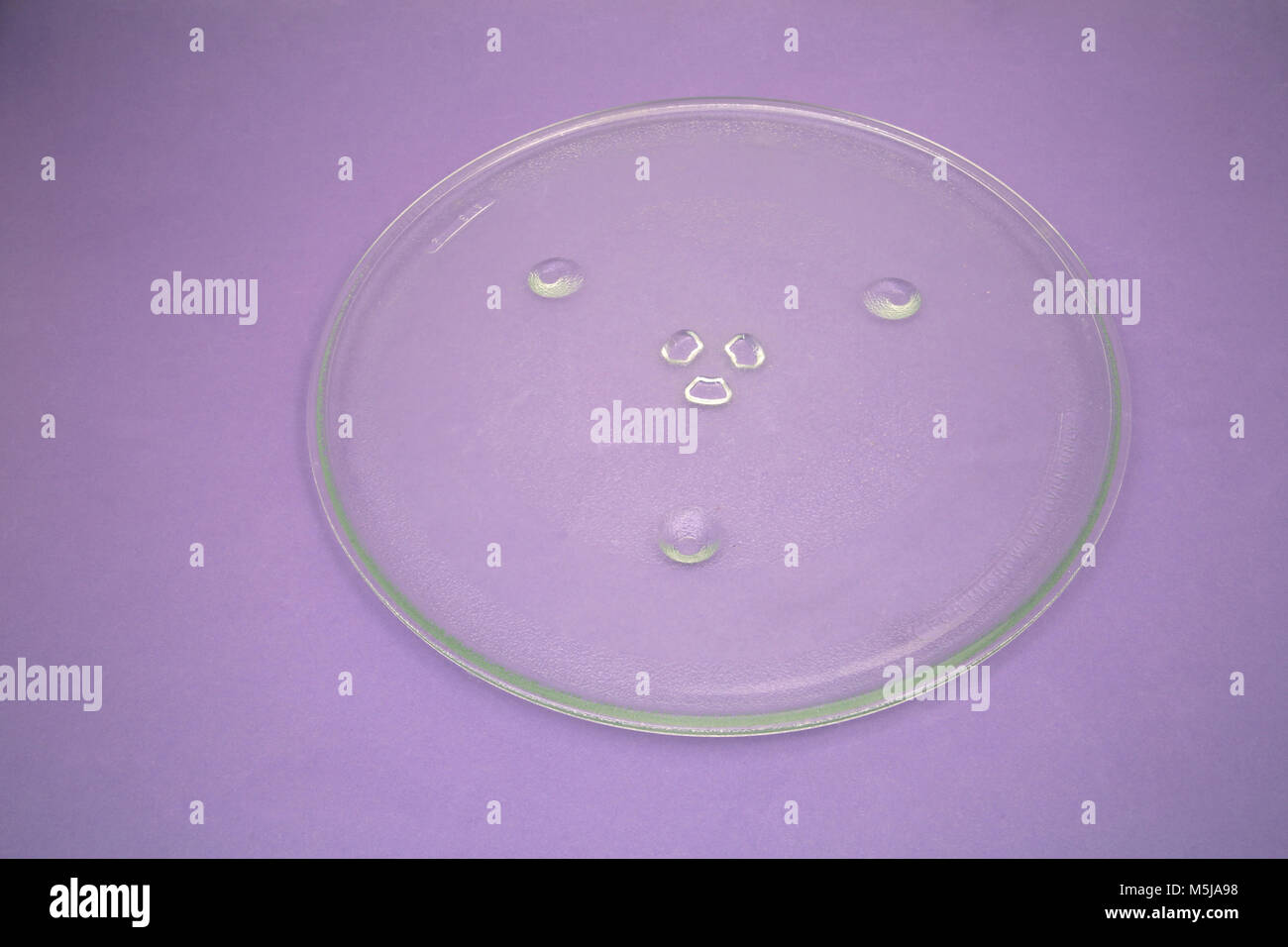 Plaque en verre allant au micro-ondes Banque D'Images