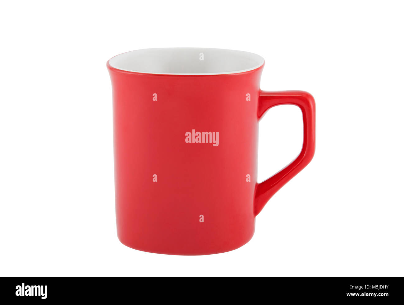 Tasse rouge isolé sur fond blanc avec clipping path Banque D'Images