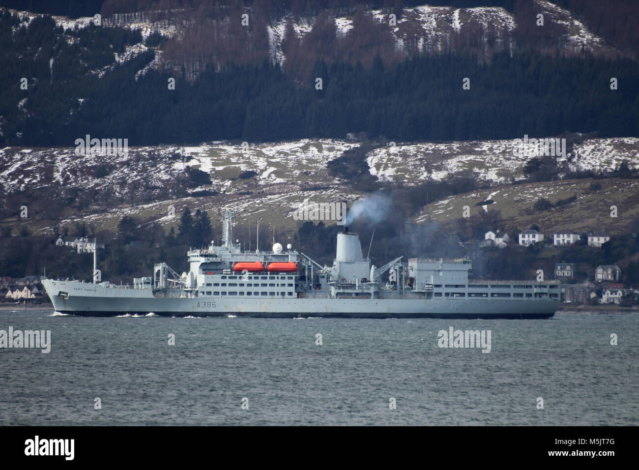 Fort de demandes Austin (A386), une classe Fort Rosalie (ou Fort-class) reconstitution de la flotte navire exploité par la Royal Fleet Auxiliary, au large de la côte d'Ayrshire. Banque D'Images