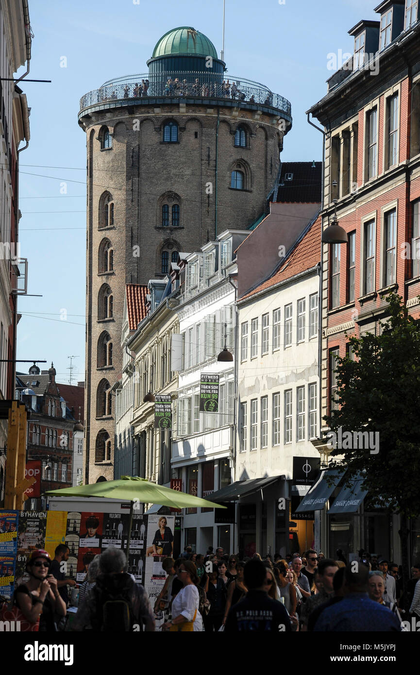 Rundetarn baroque (Tour Ronde) 1637 1642 bulit par Hans Van Steenwinckel le plus jeune pour le roi Christian IV DE Danemark comme un observatoire astronomique, w Banque D'Images