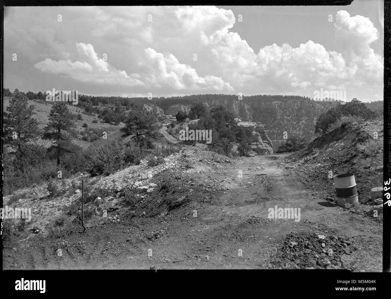 Grand Canyon Point Sublime . Nouveau tracé du chemin de construction ; le dernier kilomètre DU POINT SUBLIME RD. 09 août 1936. Banque D'Images