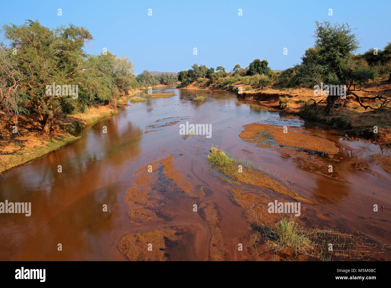 Vue paysage de la rivière Luvuvhu, Kruger National Park, Afrique du Sud Banque D'Images