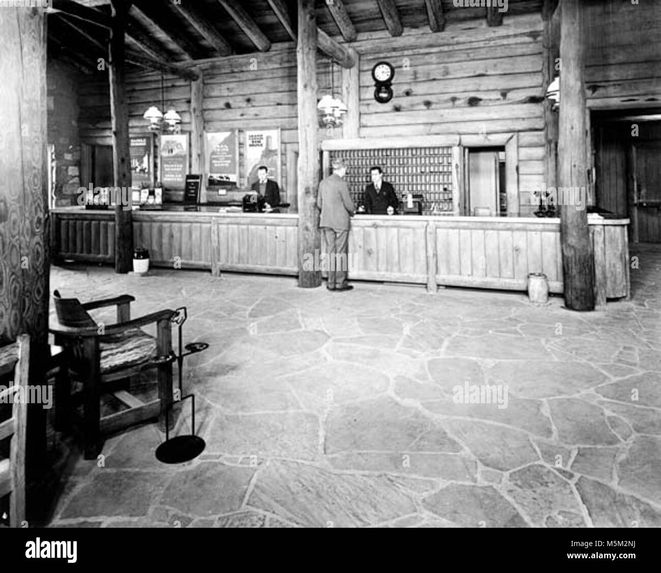 Bright Angel Lodge Intérieur c . Vue ouest : INTÉRIEUR DE Bright Angel ...
