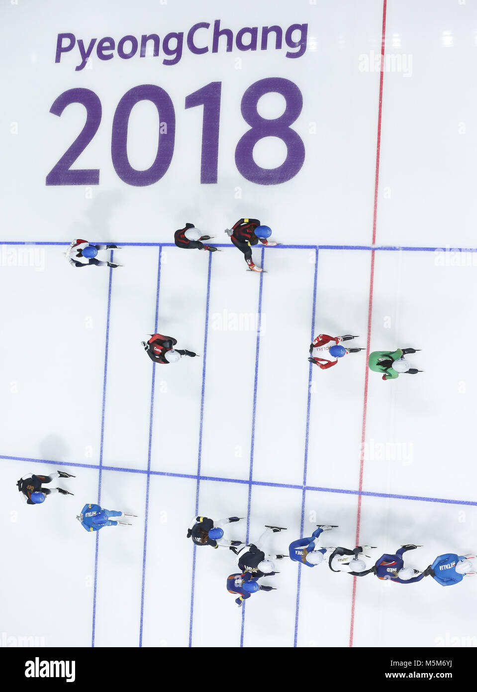 Pyeongchang, PyeongChang. Feb 24, 2018. Les athlètes s'affrontent au cours de Ladies' départ groupé cas de patinage de vitesse aux Jeux Olympiques d'hiver de PyeongChang 2018 à Gangneung, ovale, PyeongChang, 24 février 2018. Credit : Han Yan/Xinhua/Alamy Live News Banque D'Images