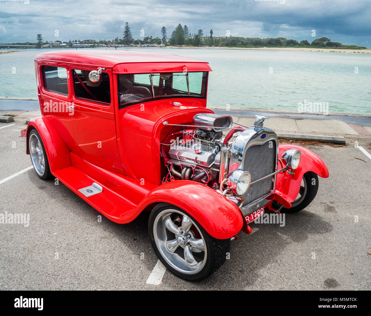 Hot Rod converti 1930 Ford modèle A, à l'entrée de la côte centrale, New South Wales, Australie Banque D'Images