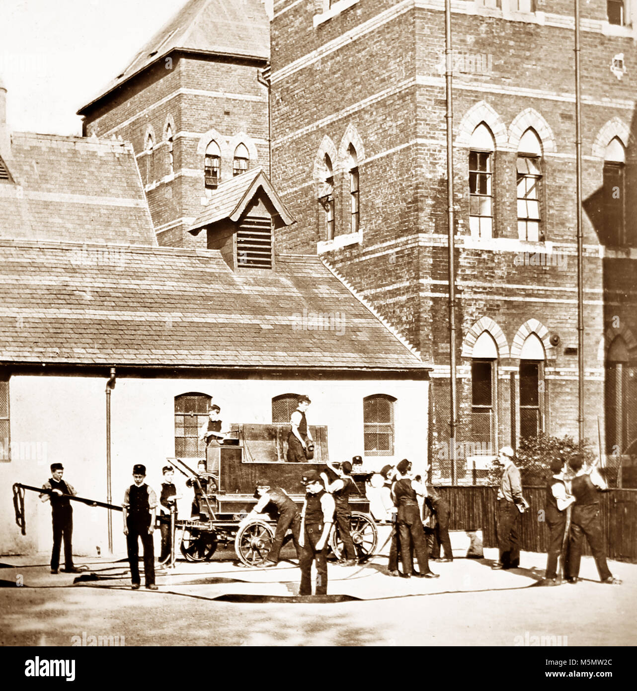 Exercice d'incendie, Rusell Hill Écoles, Purley, période victorienne Banque D'Images