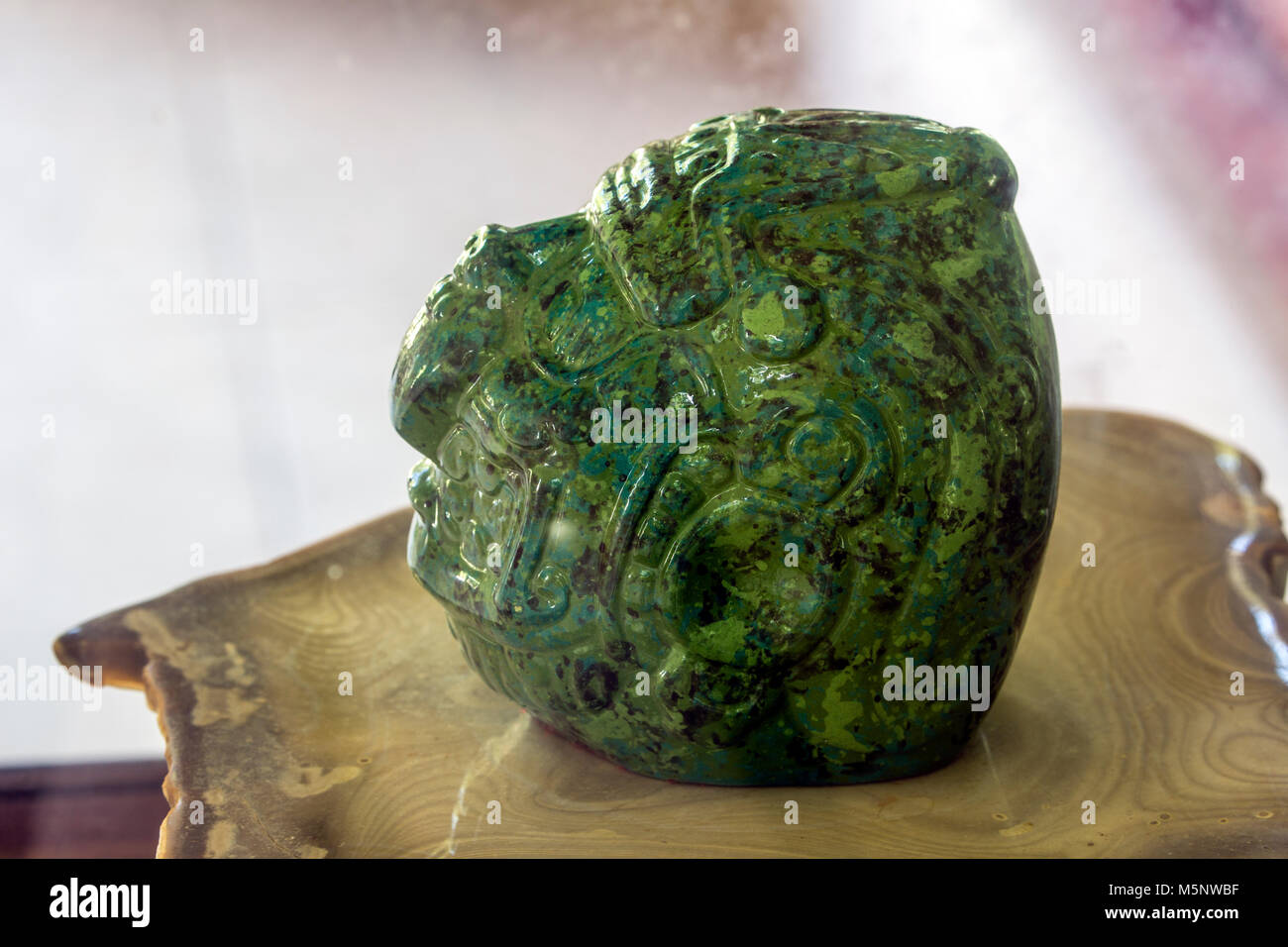 La tête de Jade à Belize ruines Maya d'Altun Ha Banque D'Images