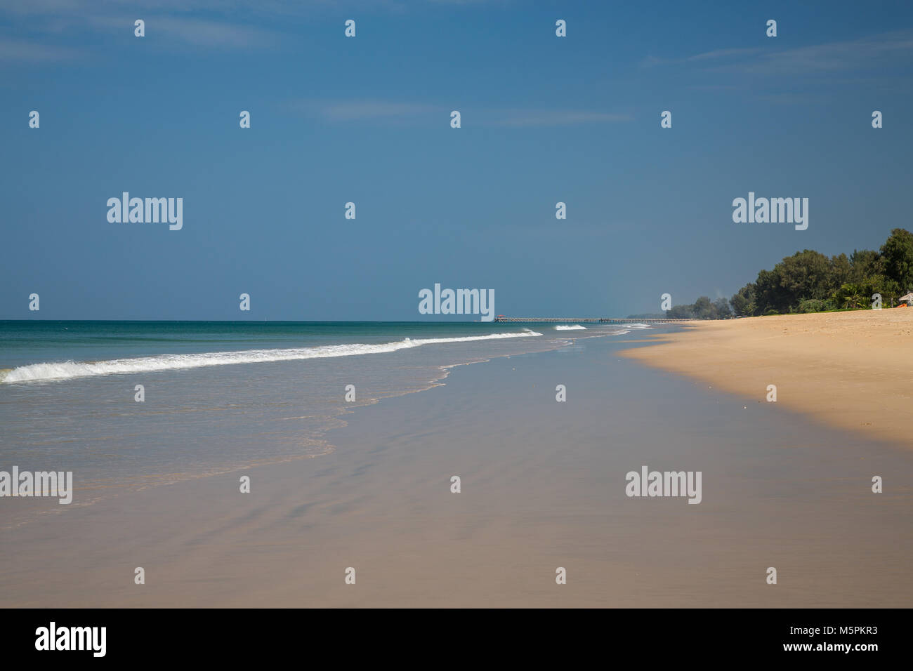 Hat Na Tai beach, dans la province de Phang Nga situé entre Khao Lak et au nord de l'île de Phuket Banque D'Images