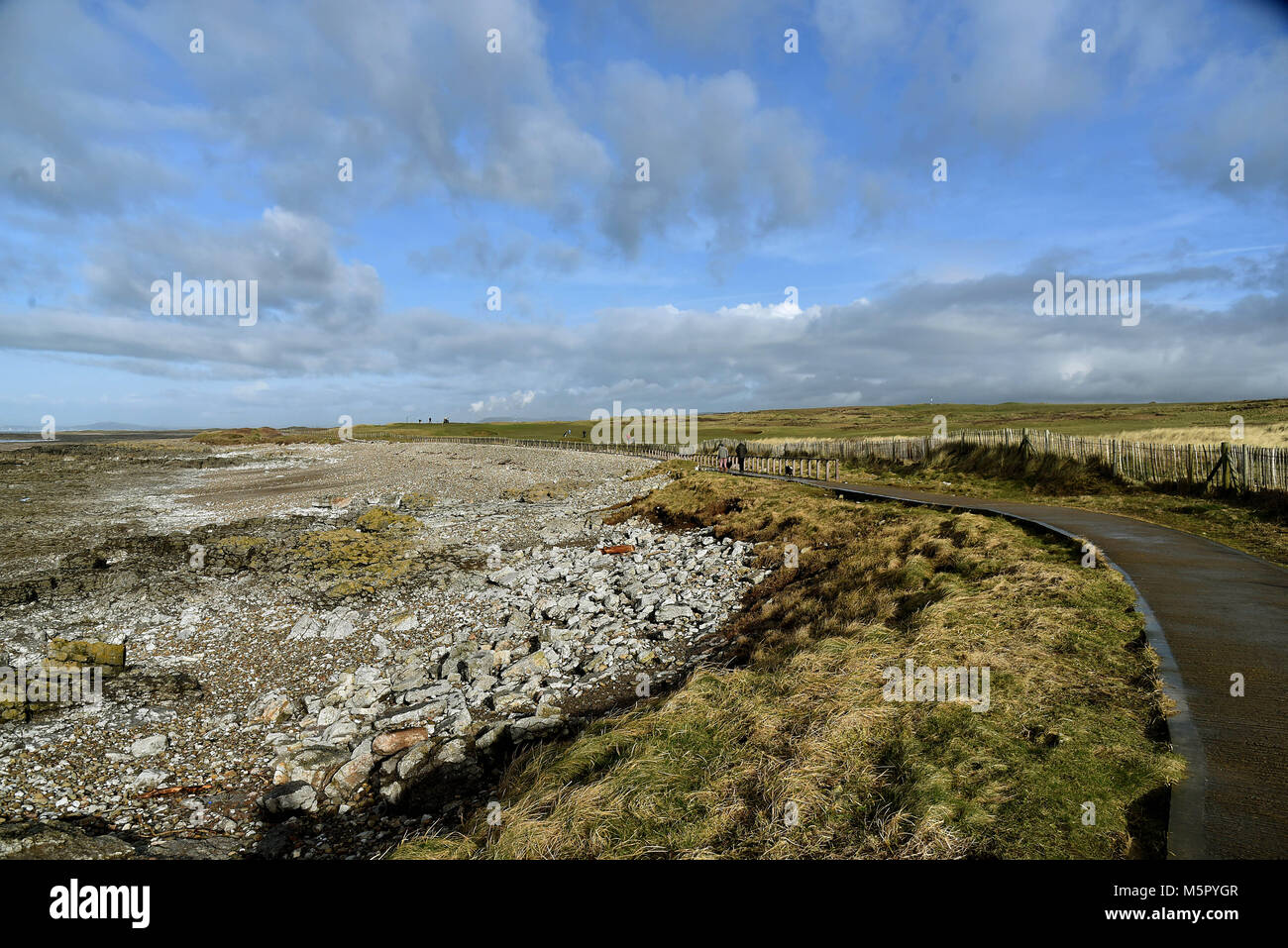 Les images montrent l'authenticité et la Galles tPath Royal Porthcawl Golf Club qui longe la côte à Porthcawl Bridgend dans Countt Banque D'Images