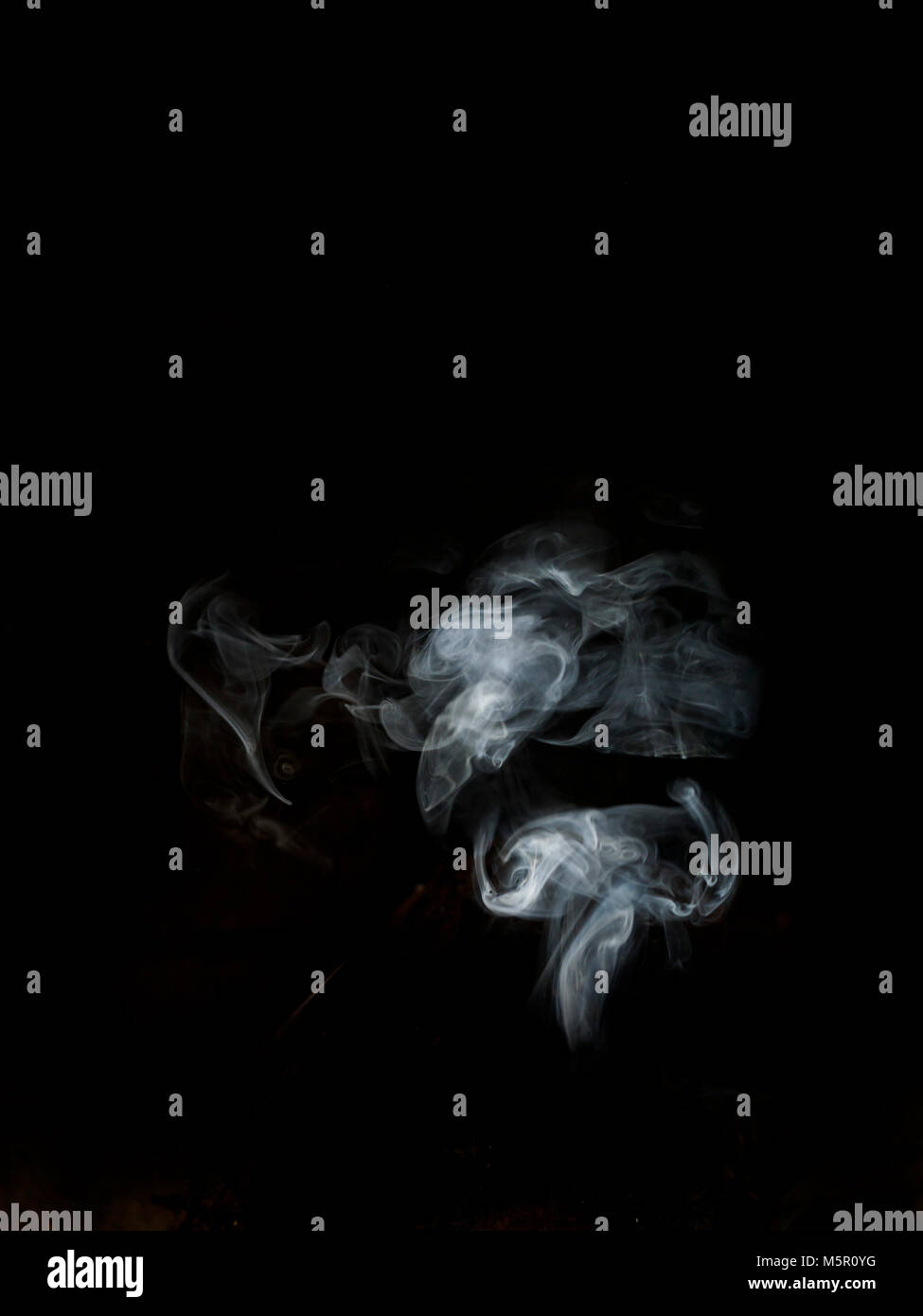 Couronne de fumée pour Photoshop composition utilisation overlay Banque D'Images