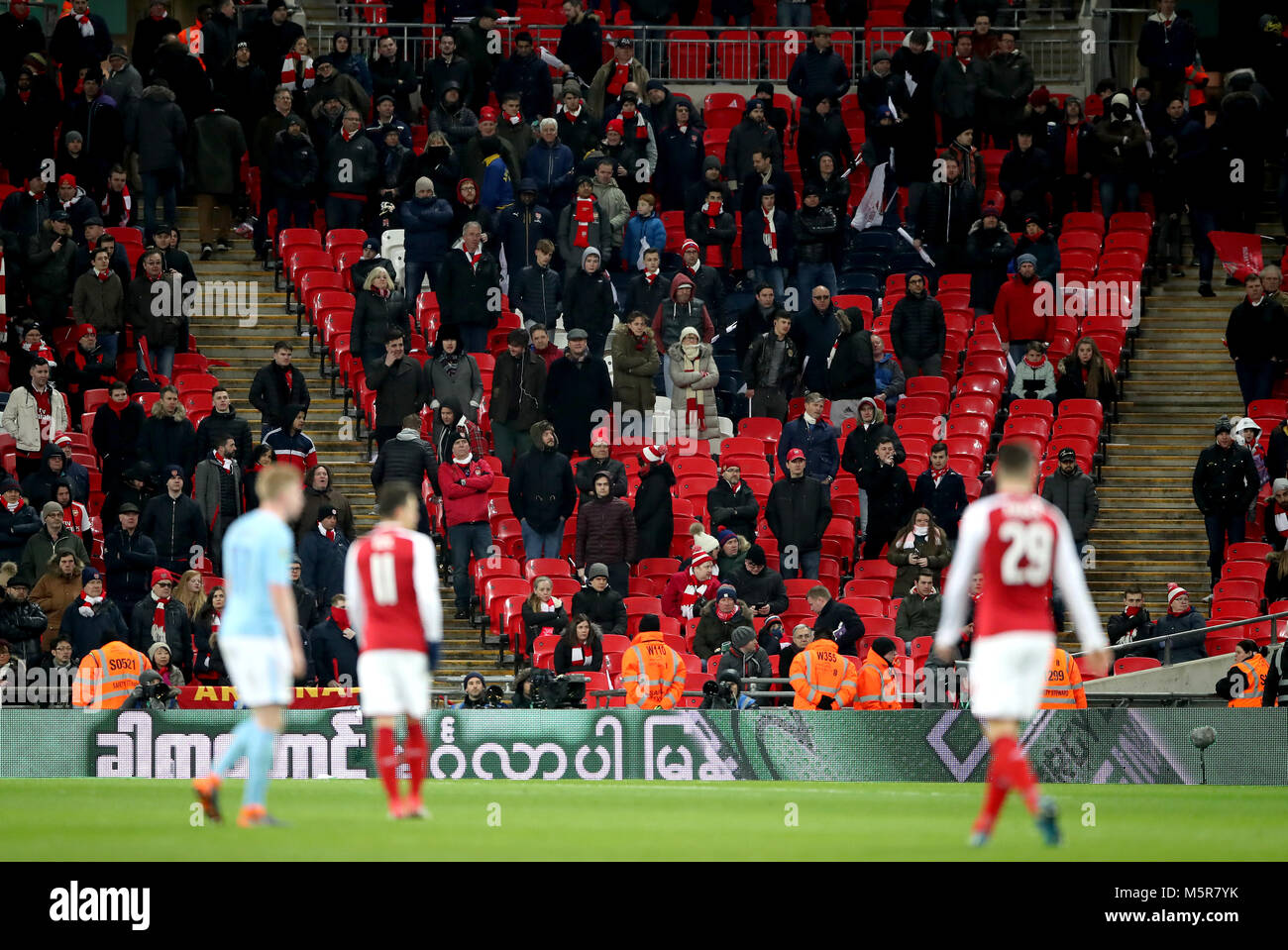 Une vue générale des sièges vides dans le stand d'Arsenal pendant la finale de la coupe Carabao au stade Wembley, Londres. APPUYEZ SUR ASSOCIATION photo. Date de la photo: Dimanche 25 février 2018. Voir PA Story FOOTBALL final. Le crédit photo devrait se lire comme suit : Nick Potts/PA Wire. RESTRICTIONS : aucune utilisation avec des fichiers audio, vidéo, données, listes de présentoirs, logos de clubs/ligue ou services « en direct » non autorisés. Utilisation en ligne limitée à 75 images, pas d'émulation vidéo. Aucune utilisation dans les Paris, les jeux ou les publications de club/ligue/joueur unique. Banque D'Images