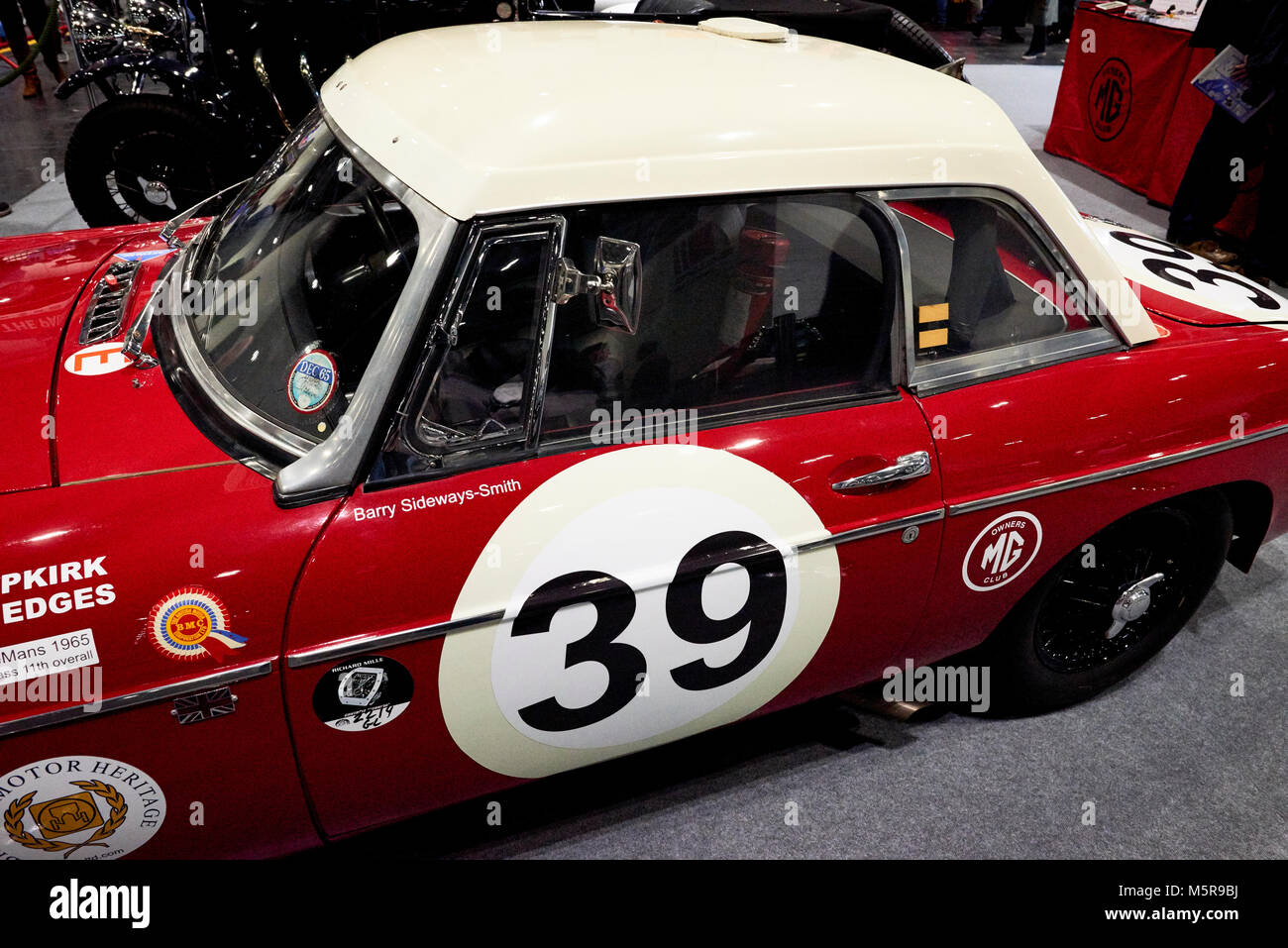 1965 MGB Le Mans deuxième en classe, Paddy Hopkirk/Andrew Hedges. Reg DRX 255C.montrant à l'Excel, le London Classic Car Show 2018. Londres, Grande-Bretagne Banque D'Images