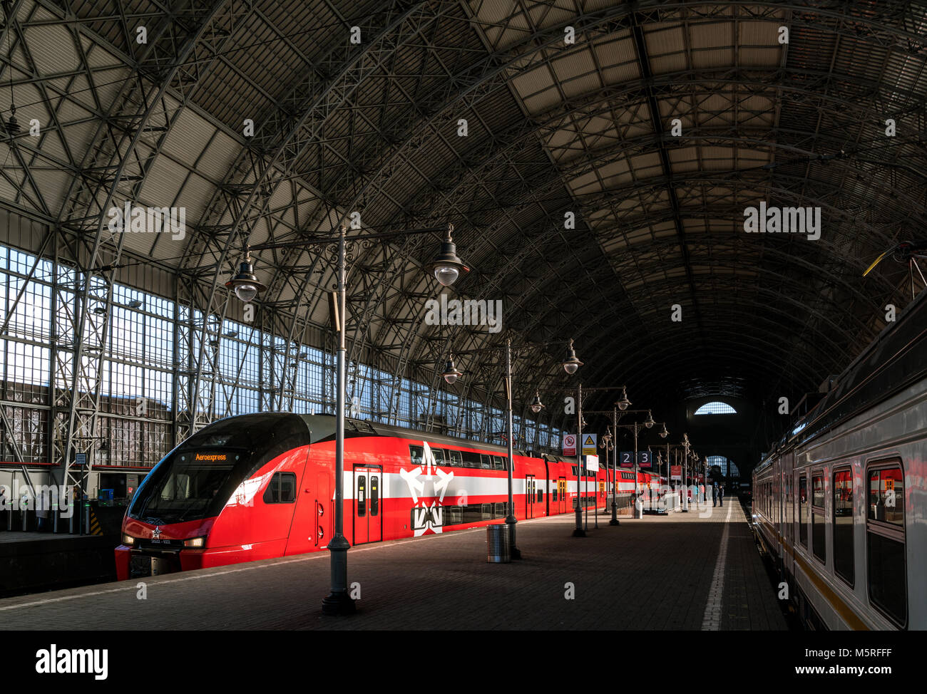 Double étage train Aeroexpress fournissant une connexion aisée entre Kievskiy terminal de chemin de fer et de l'aéroport Vnukovo de Moscou, Russie Banque D'Images