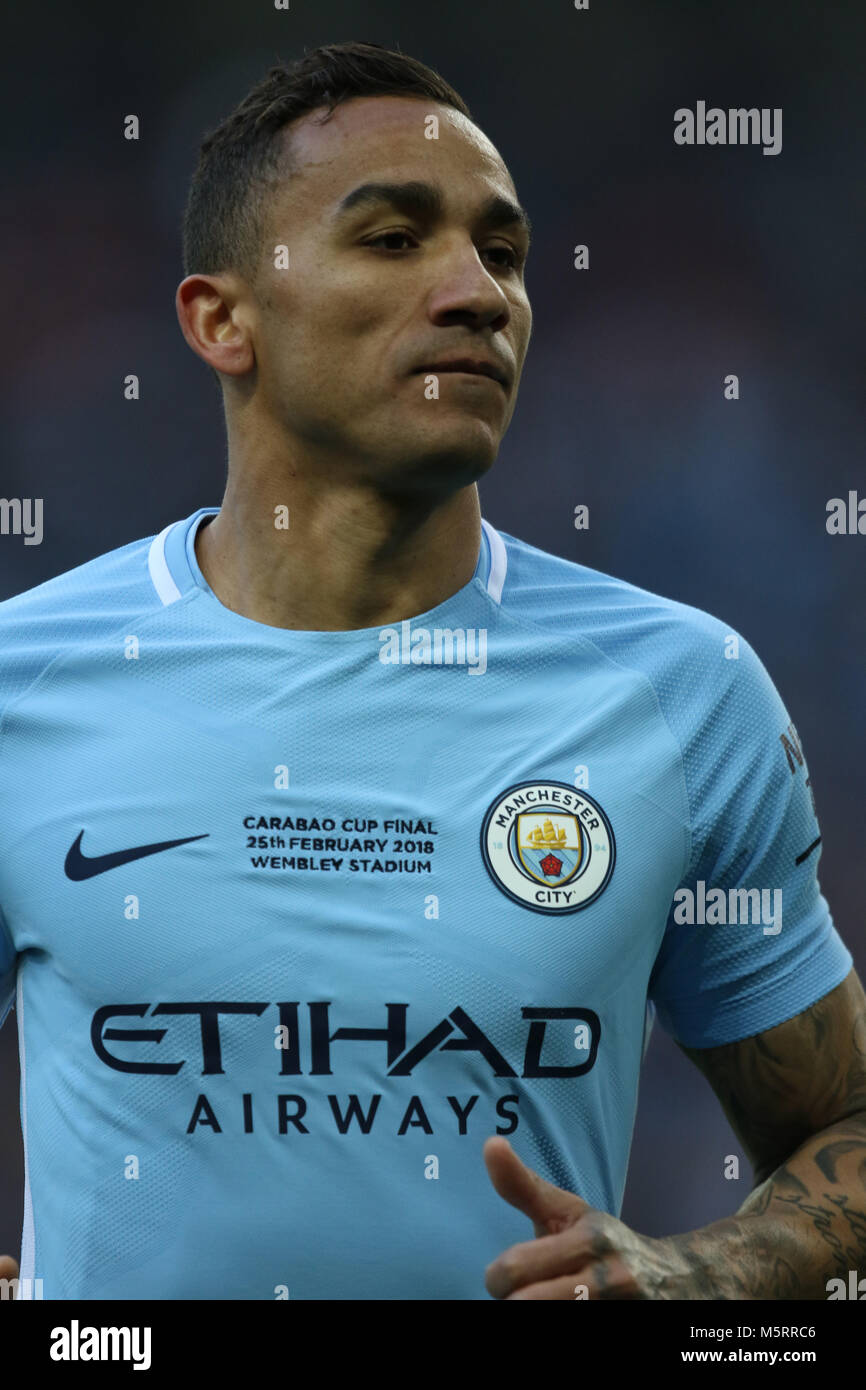 Le stade de Wembley, Londres, Royaume-Uni. Feb 25, 2018. Danilo (MC) à la finale de la Coupe du buffle - Arsenal v Manchester City, au stade de Wembley, Londres, le 25 février 2018. **Cette photo est pour un usage éditorial uniquement** Crédit : Paul Marriott/Alamy Live News Banque D'Images