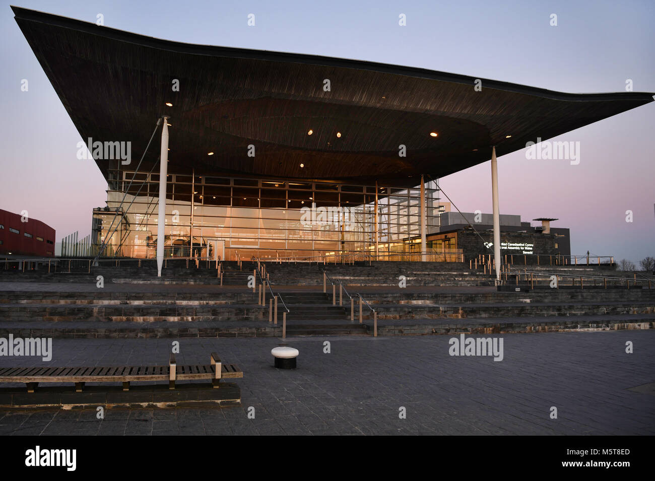 Le Senedd, accueil de l'Assemblée nationale du Pays de Galles à Cardiff Bay, Nouvelle-Galles du Sud. Banque D'Images