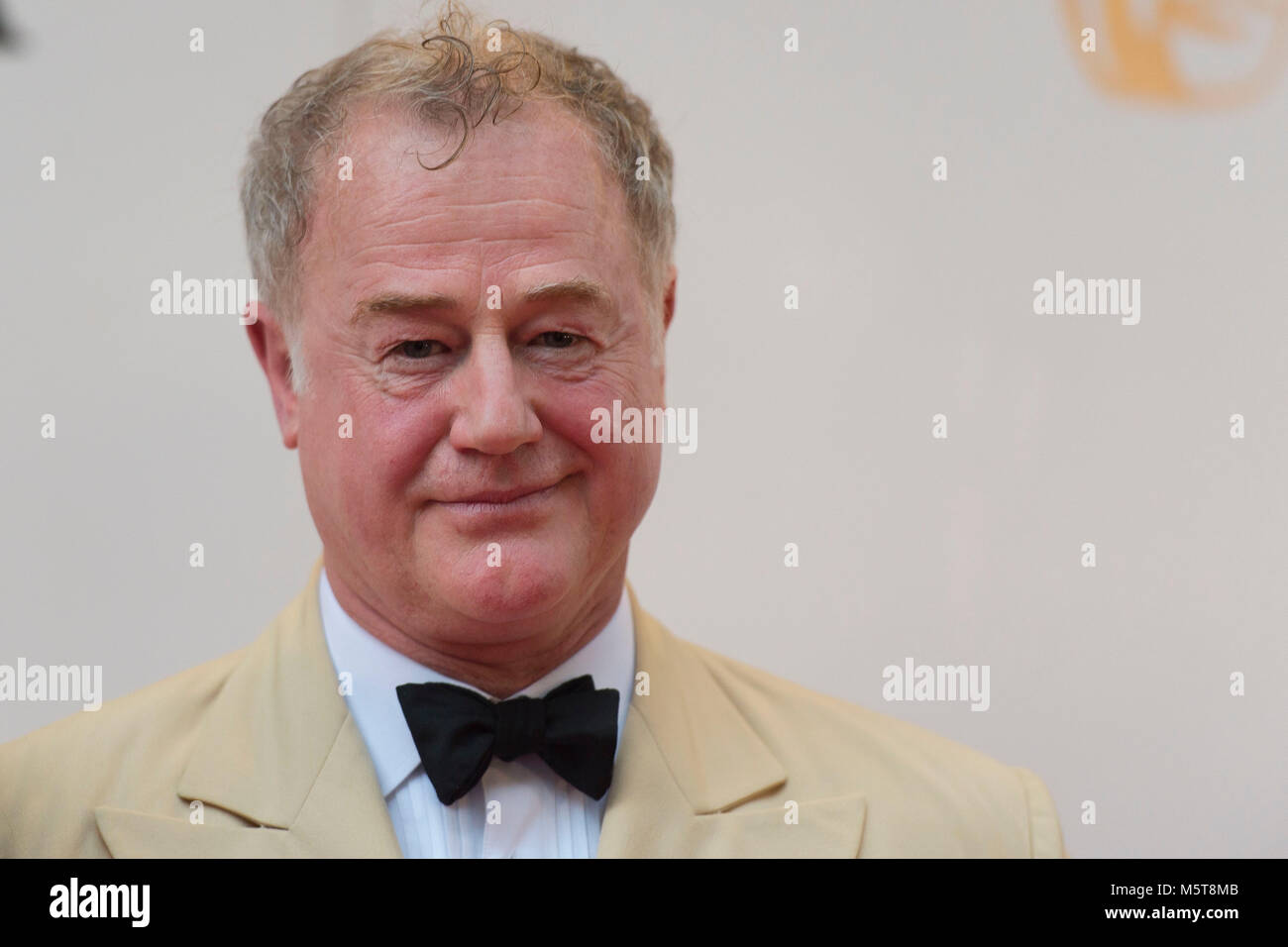 L'acteur Owen Teale pose pour une photo à la 26e Académie britannique Cymru Awards tenue à St David's Hall le 8 octobre 2017 à Cardiff, Pays de Galles. Banque D'Images