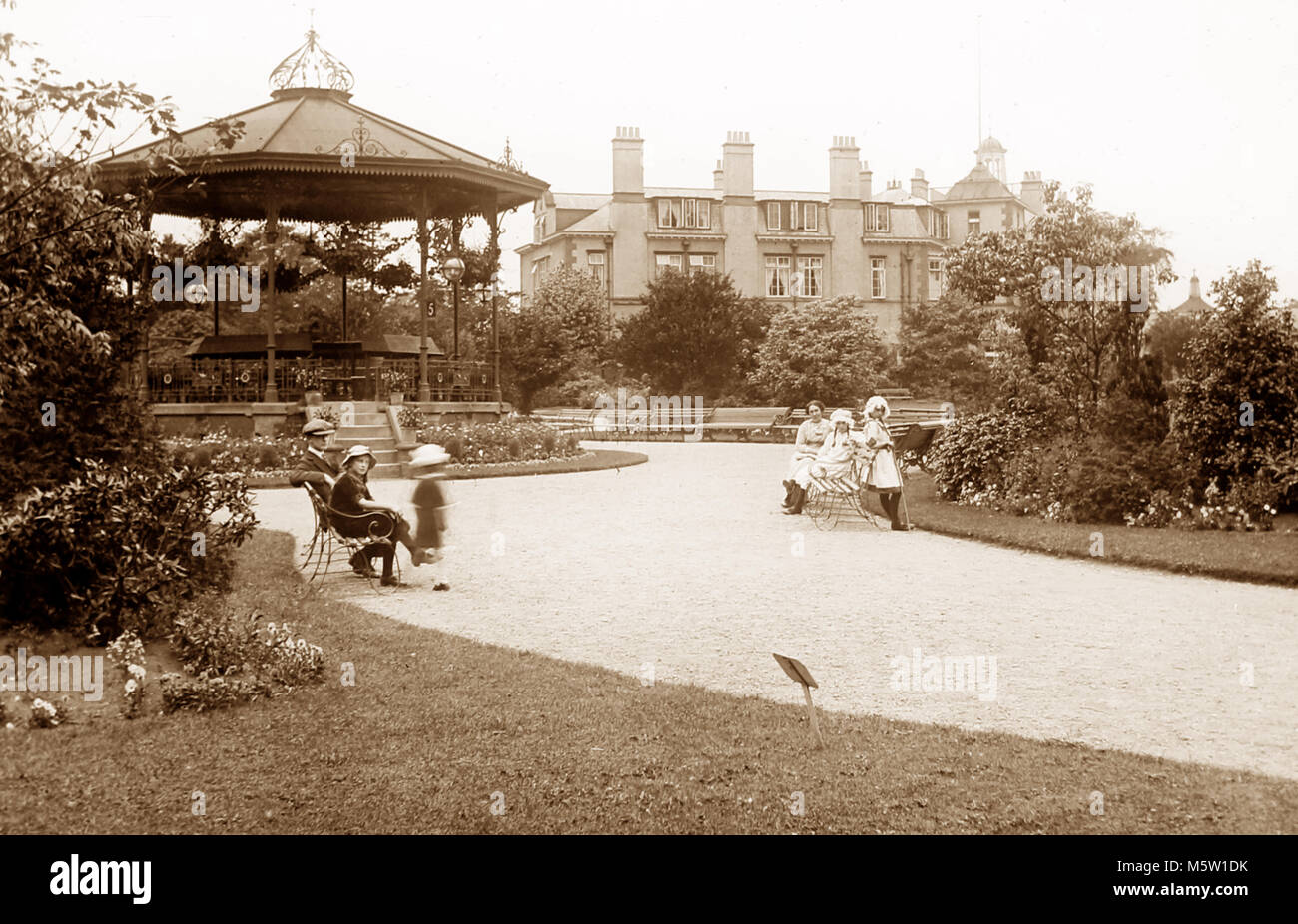 Jardins du Spa, Ripon, période victorienne Banque D'Images