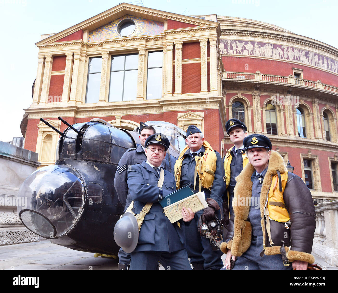 Uniformes de la seconde guerre mondiale Banque de photographies et d’images à haute résolution