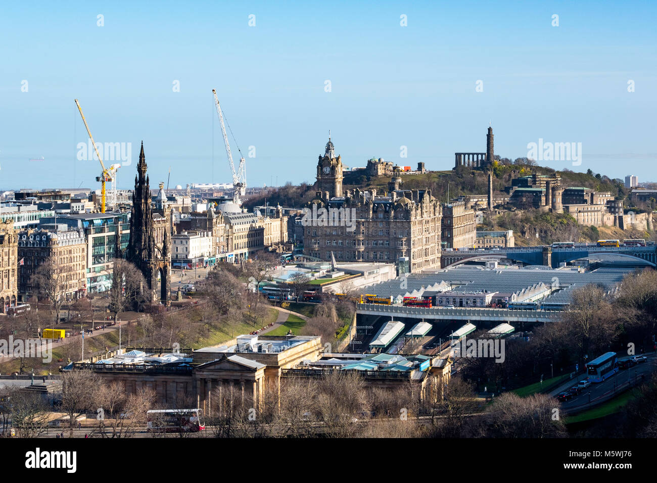 Toits de Paris vers Calton Hill , Ecosse , Royaume Uni Banque D'Images