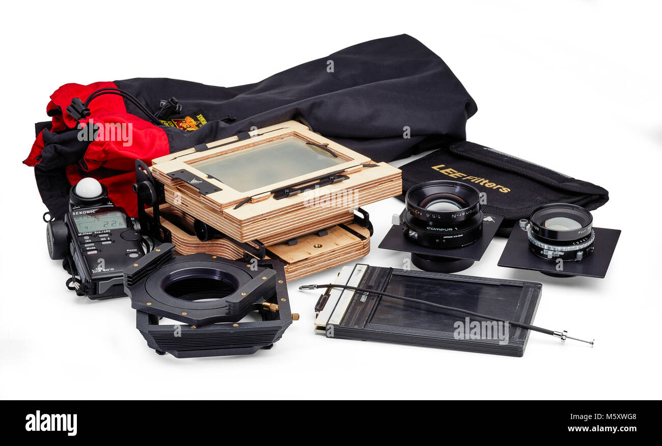 5x4 complet kit appareil photo avec deux lentilles, intrépide, mesure ttl  appareil photo, filtres, pare-soleil, câble de déclenchement, foncée et  dark slide Photo Stock - Alamy