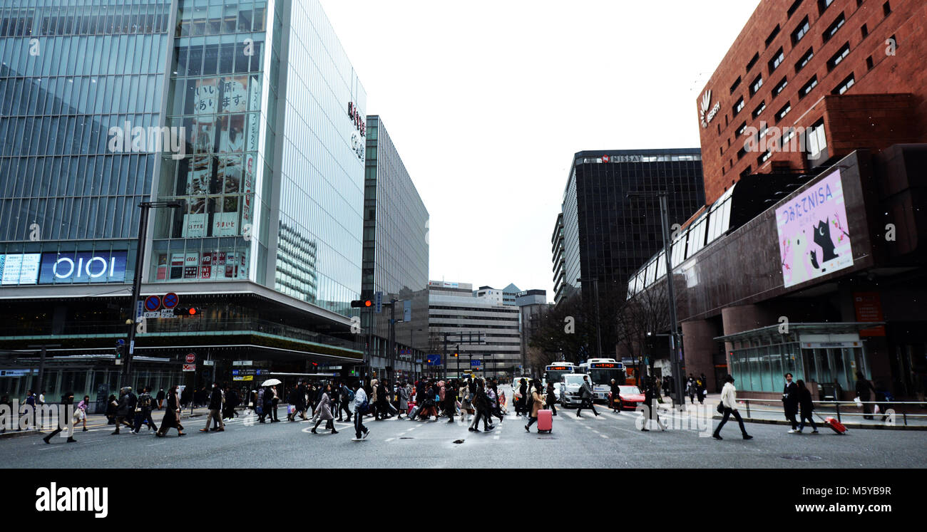 La zone commerçante animée autour de Hakata à Fukuoka. Banque D'Images