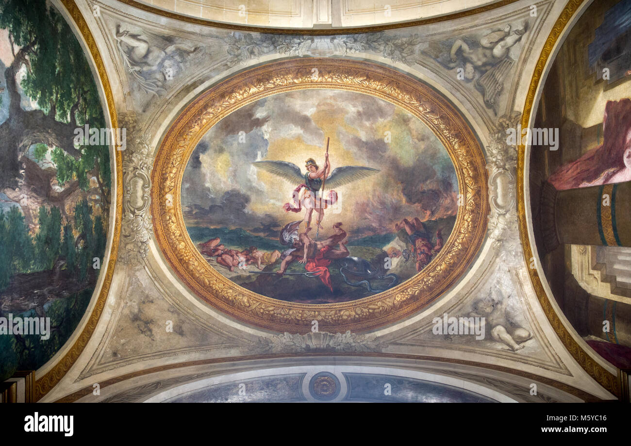 La peinture d'Eugène Delacroix de Saint Michel bat le diable dans la chapelle des Anges de gardien dans l'église de Saint-Sulpice, Paris, France Banque D'Images