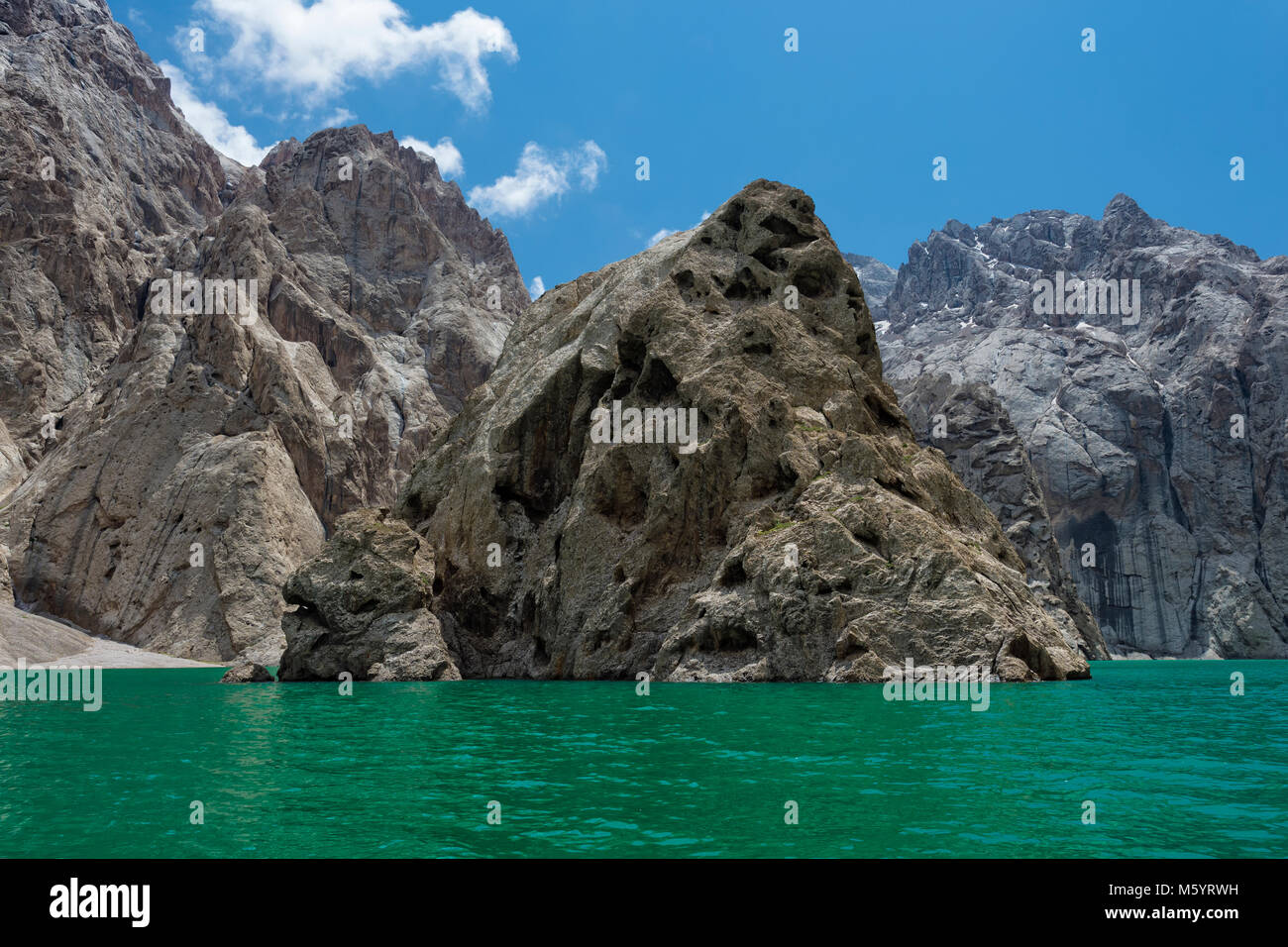 Köl-Suu lake, lac de haute altitude, Kurumduk, vallée de la province de Naryn, du Kirghizistan, de l'Asie centrale Banque D'Images