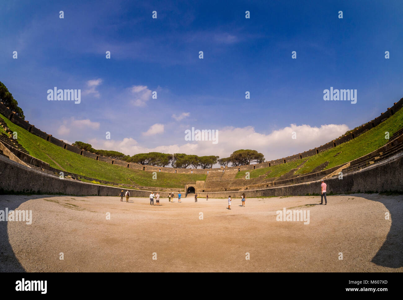Amphithéâtre de Pompéi. Le plus ancien amphithéâtre romain situé dans l'ancienne ville romaine de Pompéi. Banque D'Images