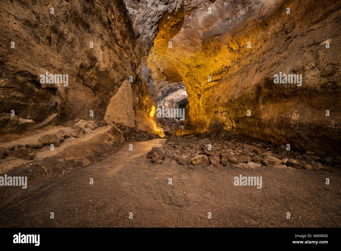 Cueva de los Verdes. Attractions touristiques de Lanzarote, amazing tube de lave volcanique. Banque D'Images