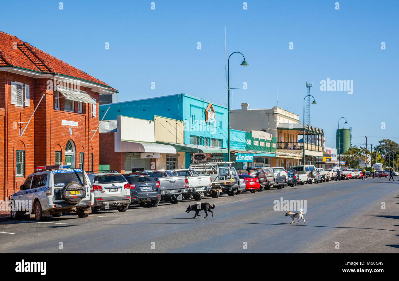 L'Australie, le nord-ouest de la Nouvelle-Galles du Sud, Bourke, vue d'Oxley Street dans le centre d'affaires de Bourke Banque D'Images