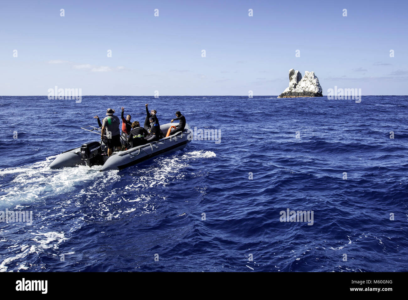 Les plongeurs à Roca Partida Dive Site, Îles Revillagigedo, Mexique Banque D'Images