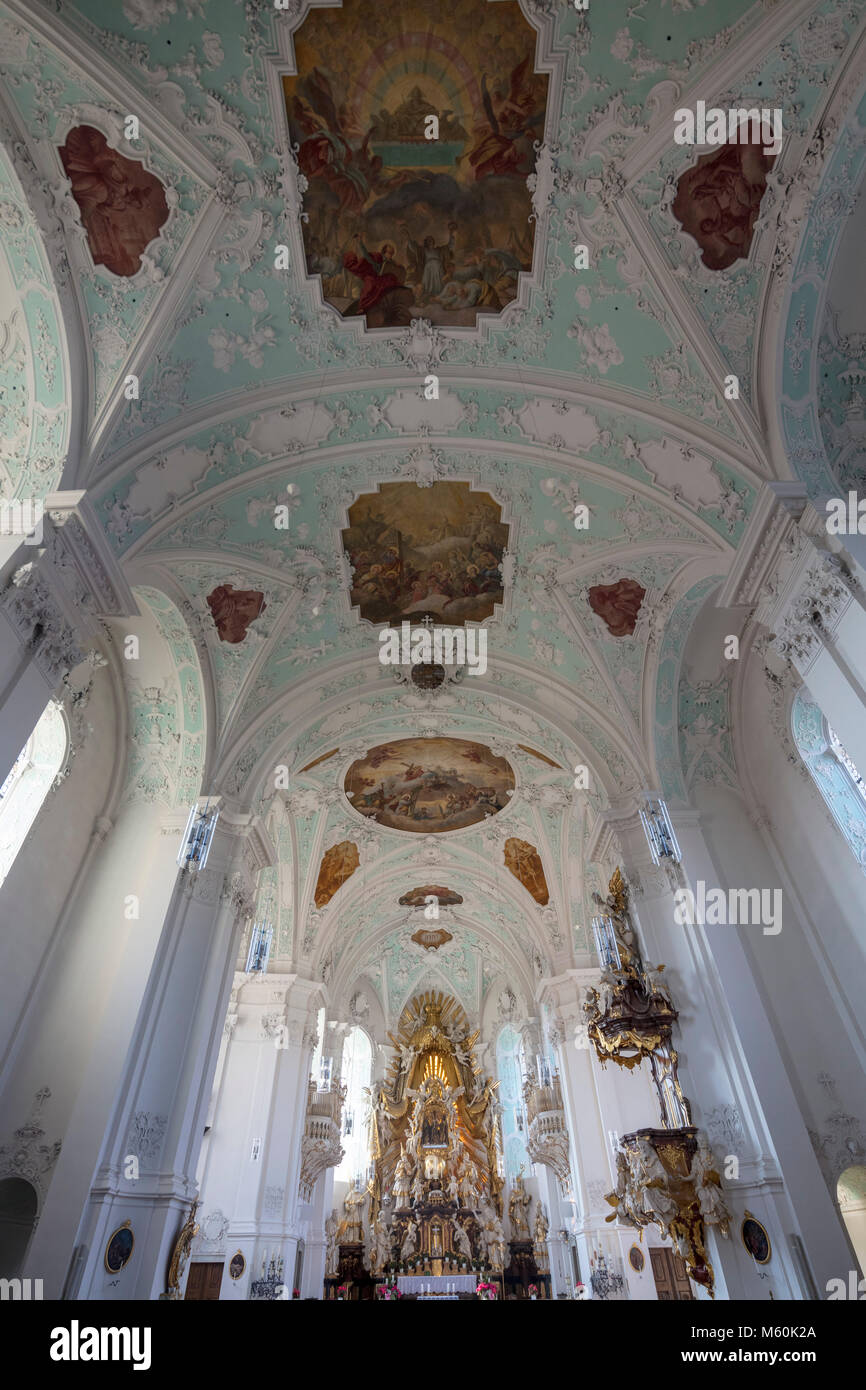 Nef et autel, église de pèlerinage de la Sainte Trinité, 1730-1739, Gößweinstein, Gössweinstein, Gossweinstein, Franconia, Bavaria, Germany Banque D'Images