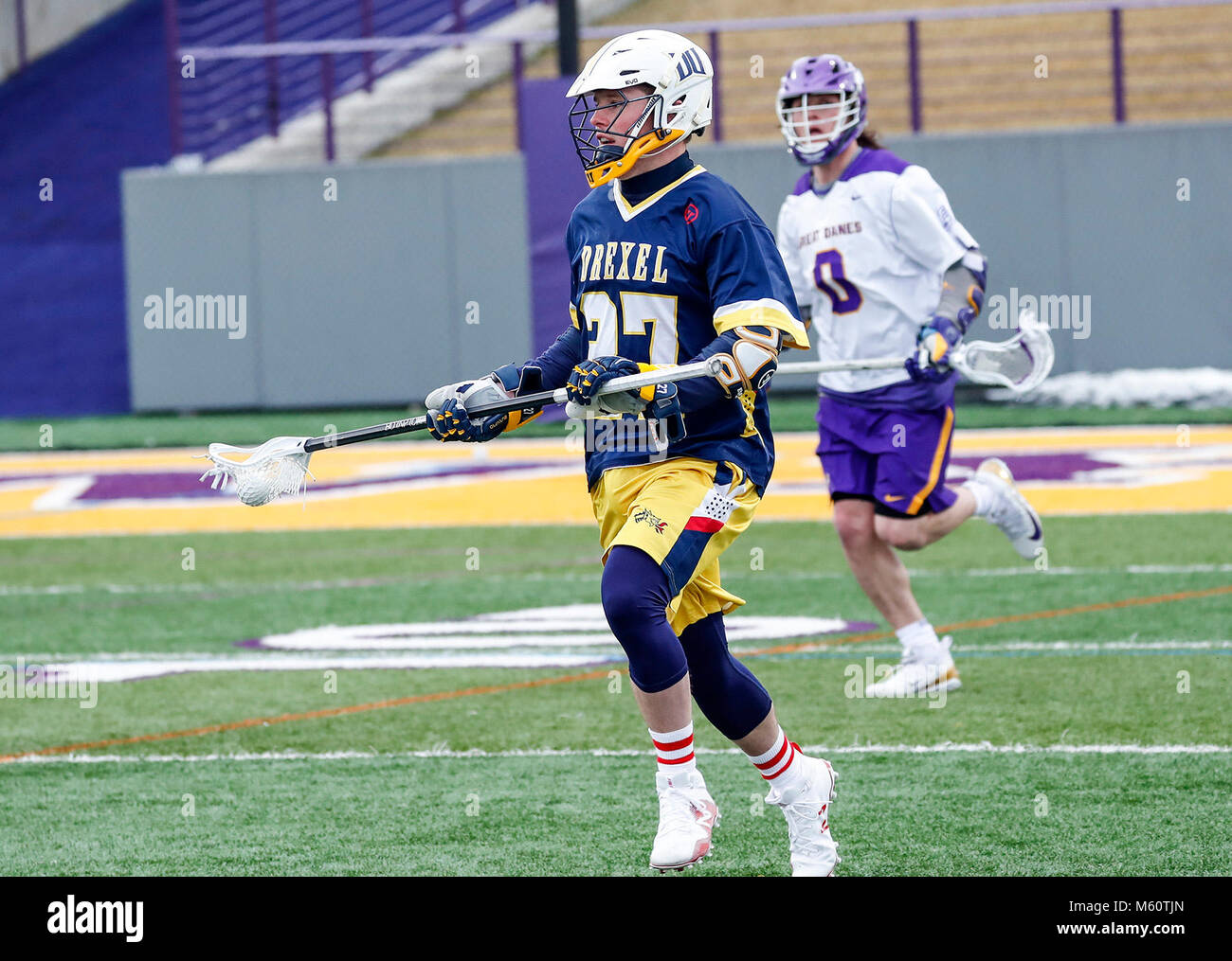 24 février 2018 - Albany, NY, États-Unis - University at Albany Men's Lacrosse Drexel défaites 18-5 Le 24 février au stade de Casey. Le Drexel # 27, Nolan Fox. (Photo par Bruce Dudek / Cal Sport Media/Eclipse Sportswire) Banque D'Images