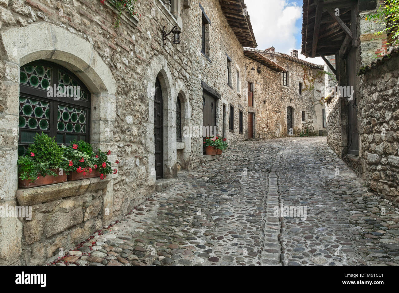 France stone medieval houses Banque de photographies et d’images à ...