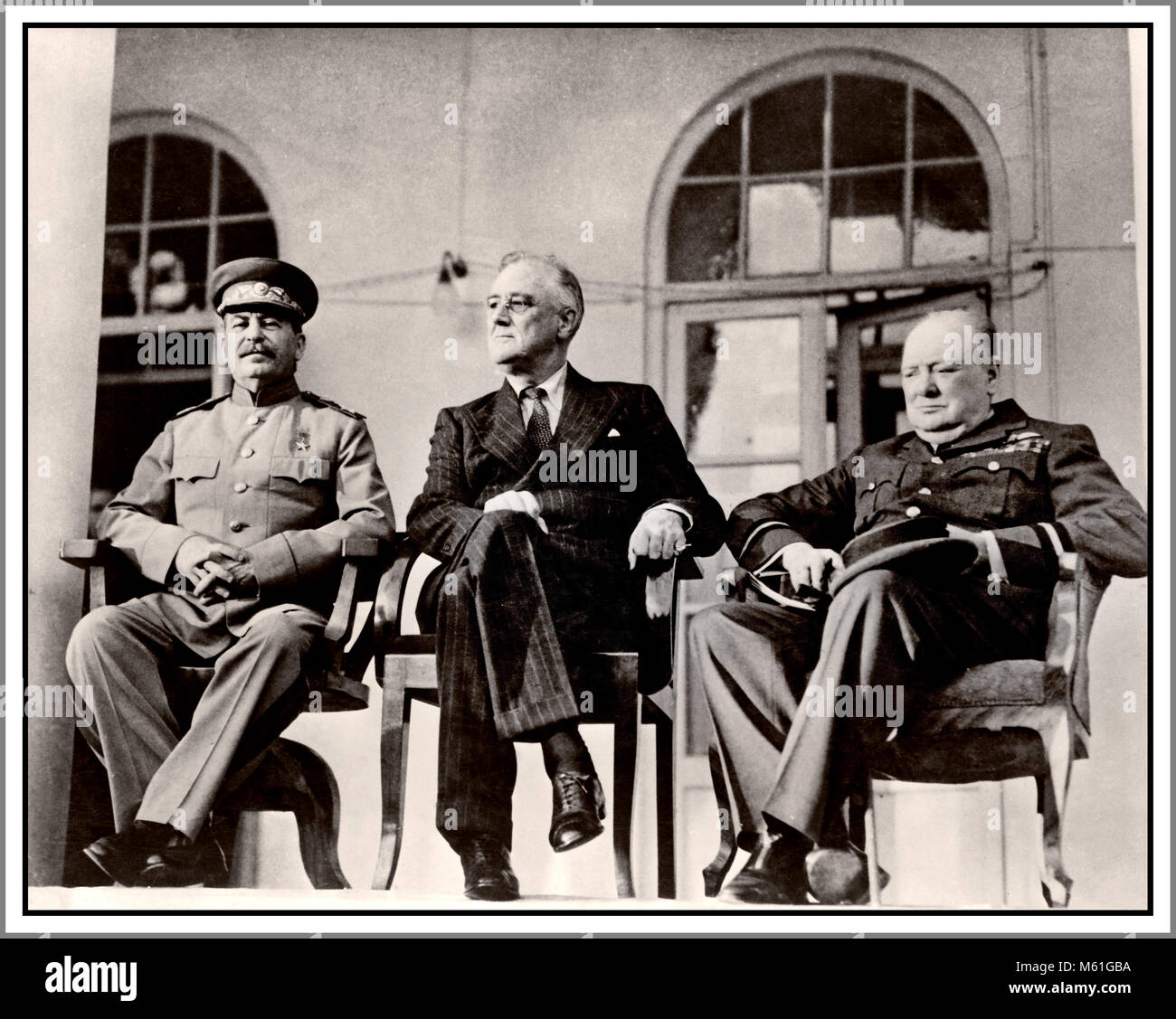 WW2 historique Conférence de Téhéran (nom de Eureka) une réunion stratégique de dirigeants Joseph Staline, Franklin D. Roosevelt et Winston Churchill 28 novembre /1 décembre 1943. C'est dans l'Union soviétique ambassade à Téhéran, Iran. C'était le premier de la WW2 réunions des dirigeants des pays alliés de l'Union Soviétique, États-Unis, Royaume-Uni et ils ont discuté de l'ouverture d'un deuxième front contre l'Allemagne nazie Banque D'Images