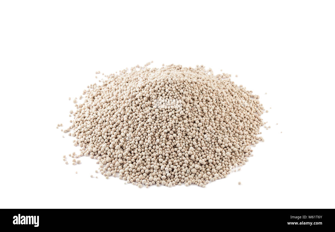 Engrais minéral composite isolé sur fond blanc Banque D'Images
