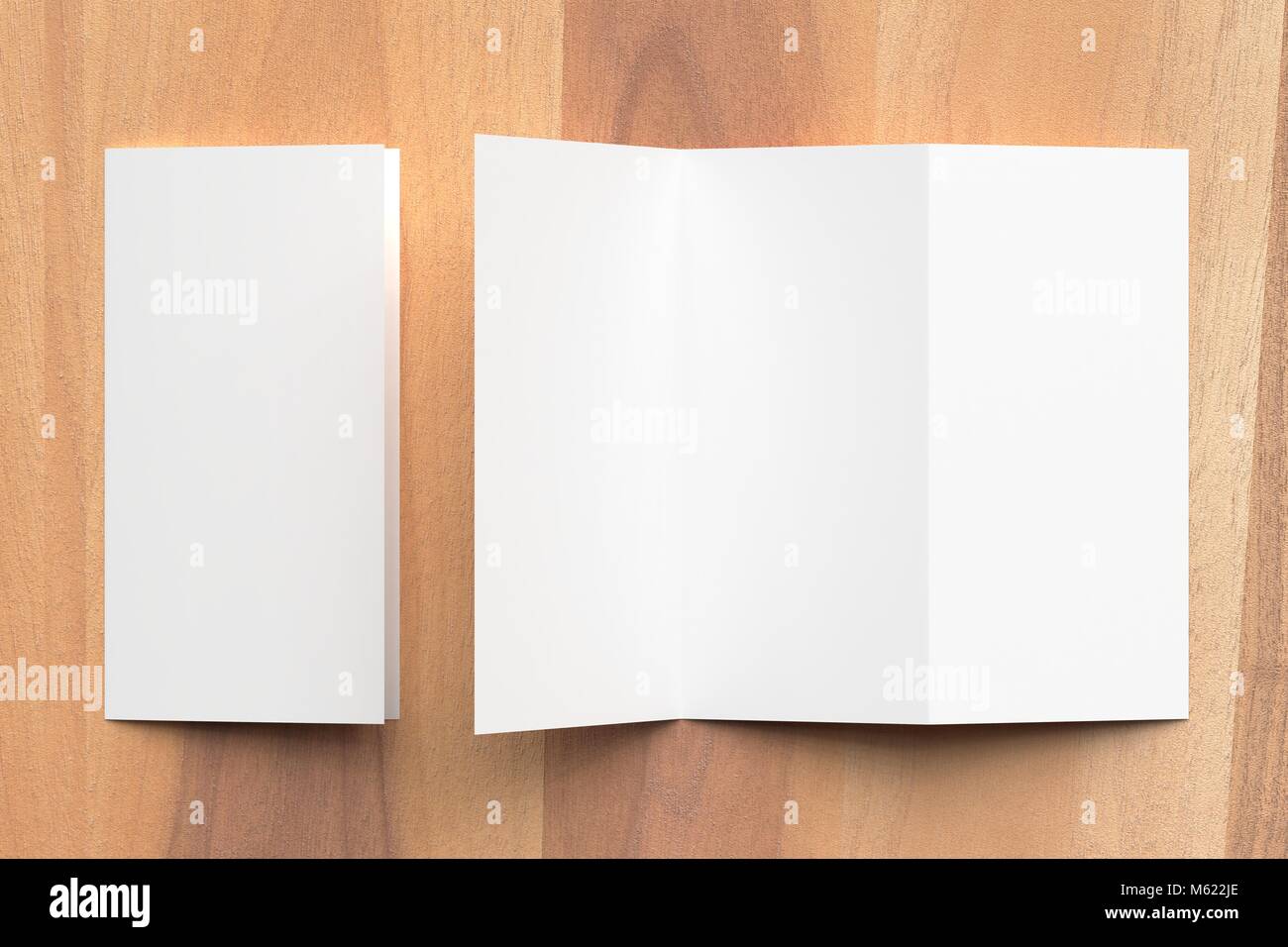 Thrifold - trois fois la maquette brochure sur fond de bois. Illustration 3d Banque D'Images