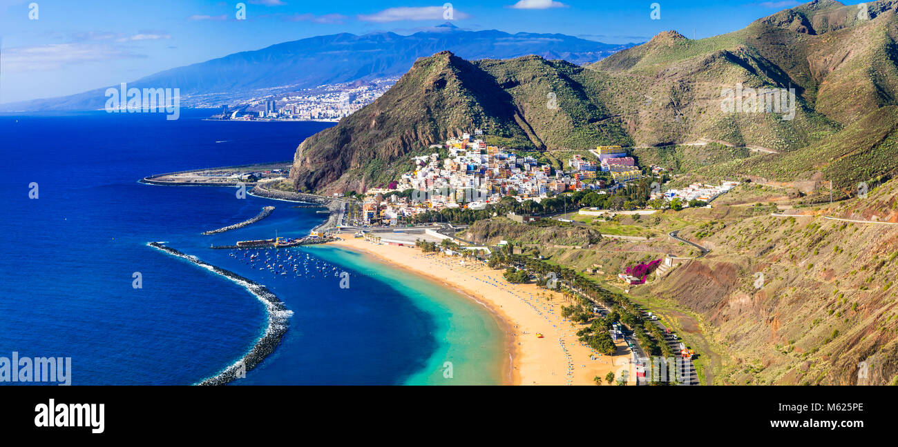Playa de Las Teresitas impressionnant,vue panoramique,l'île de Ténérife, Espagne. Banque D'Images