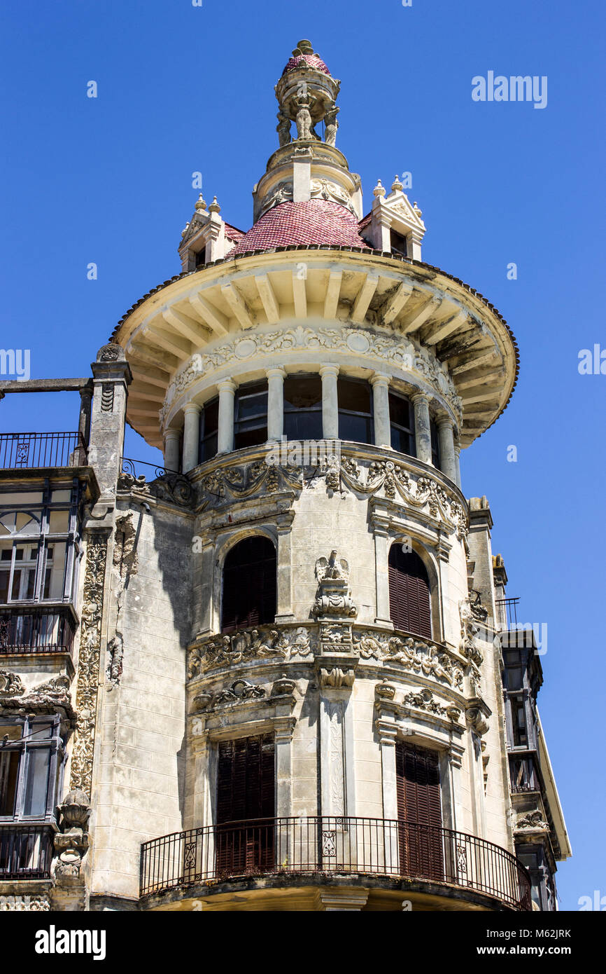 La Torre dos Moreno Moreno ou Tower, l'un des plus emblématiques et symboliques des bâtiments dans la ville de Ribadeo, Galice, Espagne Banque D'Images