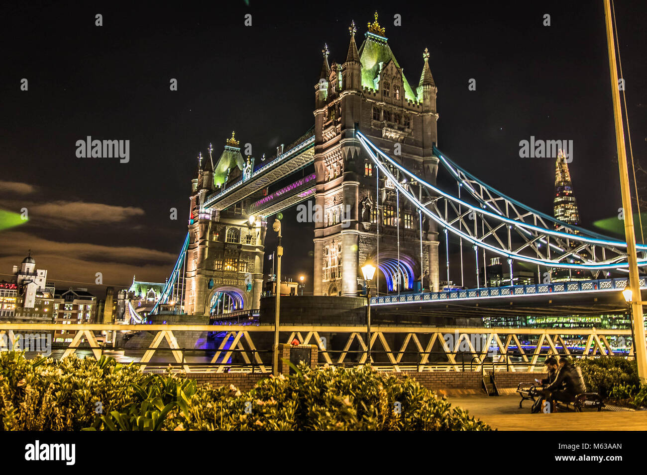 London's Tower Bridge at Night Banque D'Images