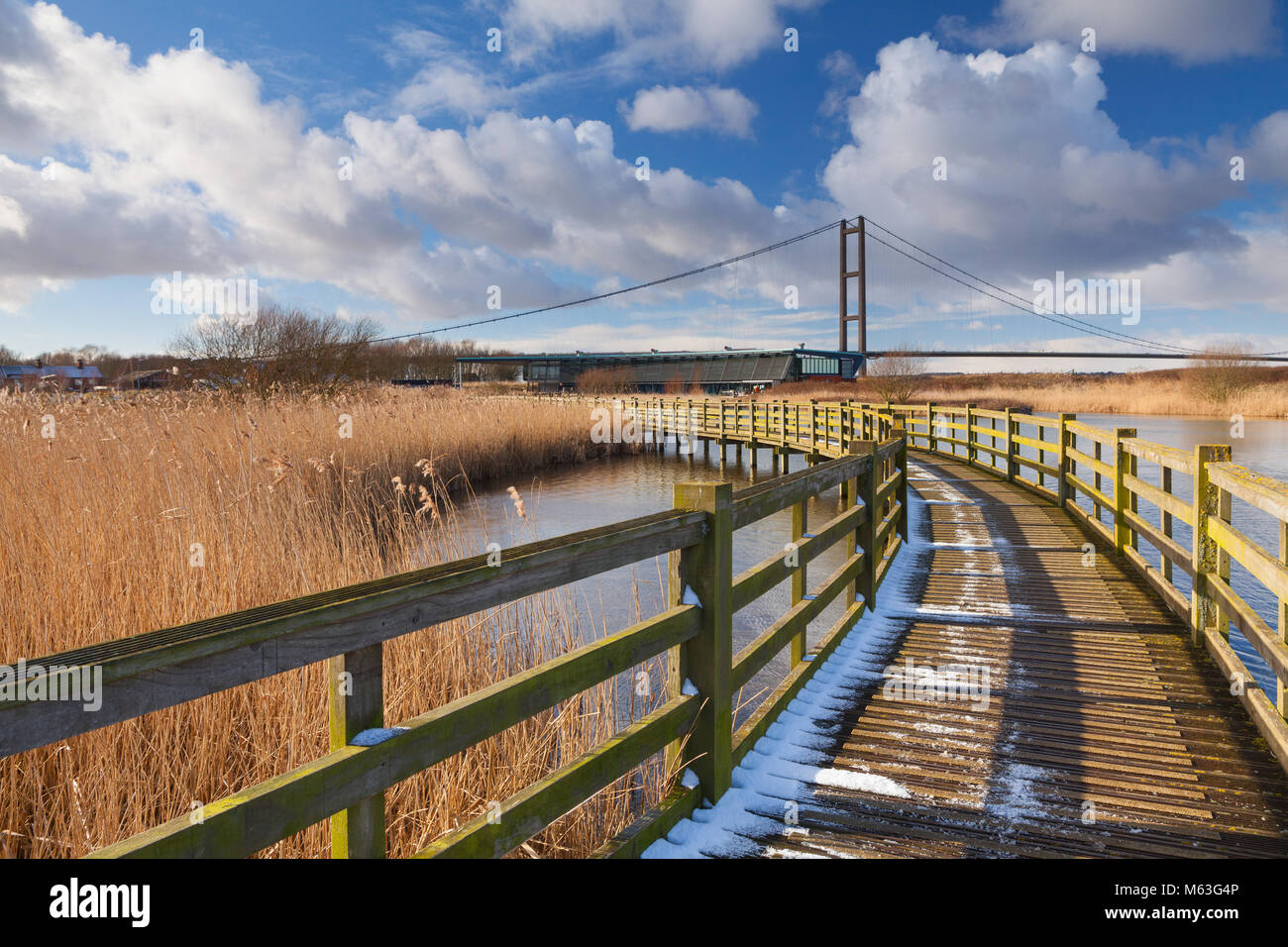 Humber, Lincolnshire du Nord. Feb 27, 2018. Météo France : l'hiver au bord de l'eau Parc De Pays à Barton-upon-Humber, Nord du Lincolnshire, au Royaume-Uni. 27 février 2018. Credit : LEE BEEL/Alamy Live News Banque D'Images