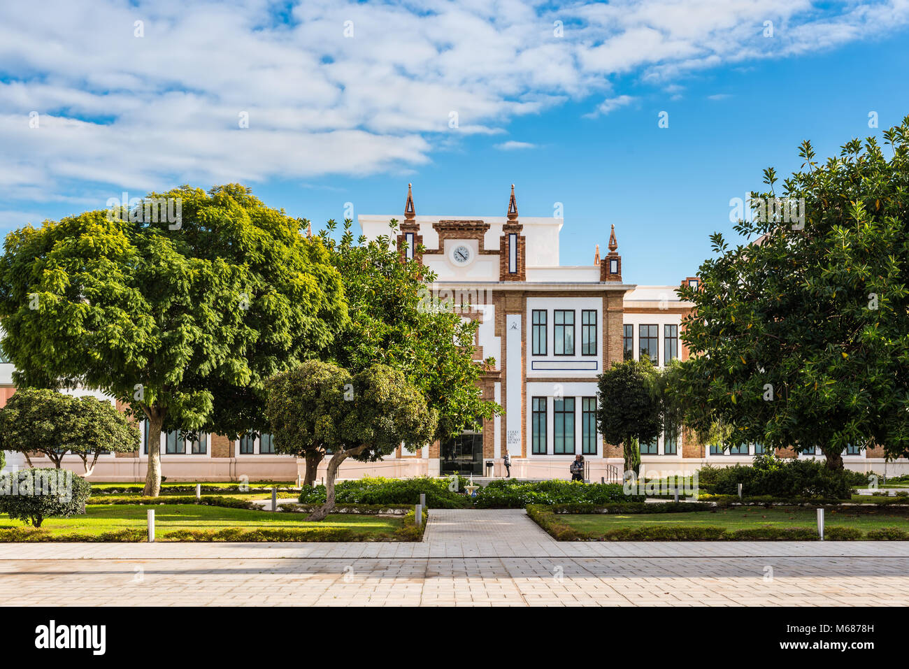 Malaga, Espagne - décembre 7, 2016 : façade du musée russe de Saint-Pétersbourg (collection) en Espagne, Andalousie, Costa del Sol, Malaga, Tabacalera Co Banque D'Images