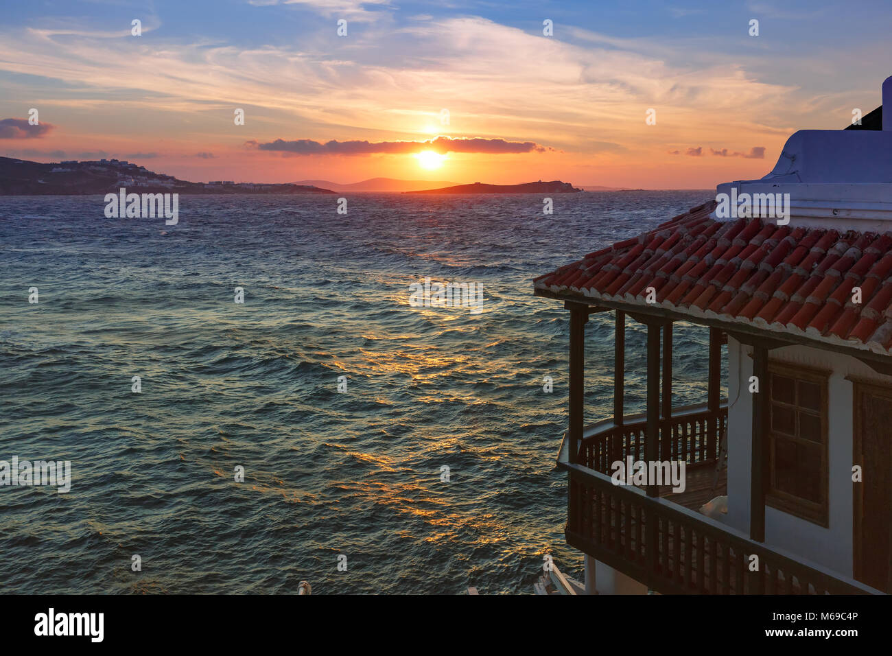 La petite Venise au coucher du soleil sur l'île de Mykonos, Grèce Banque D'Images