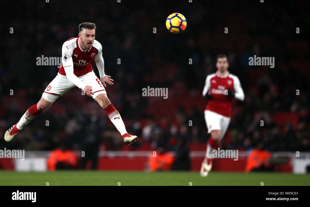 Aaron Ramsey d'Arsenal en action au cours de la Premier League match à l'Emirates Stadium, Londres. Banque D'Images