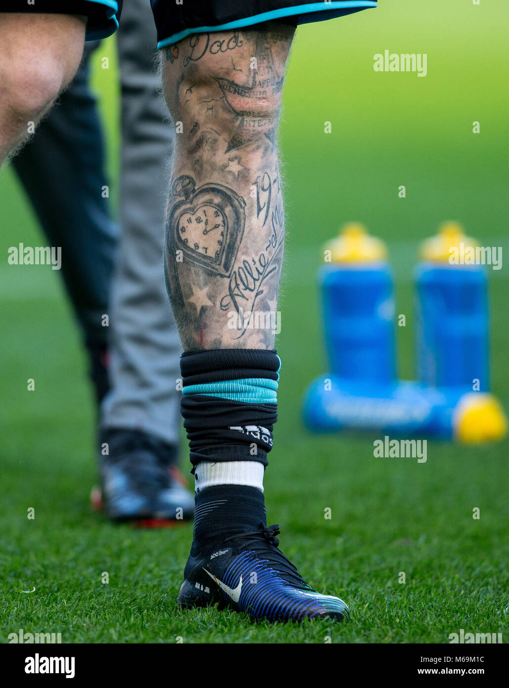 James McClean de West Bromwich Albion tatouage jambe au cours de l'EPL - Premier League match entre Chelsea et West Bromwich Albion à Stamford Bridge, Lo Banque D'Images