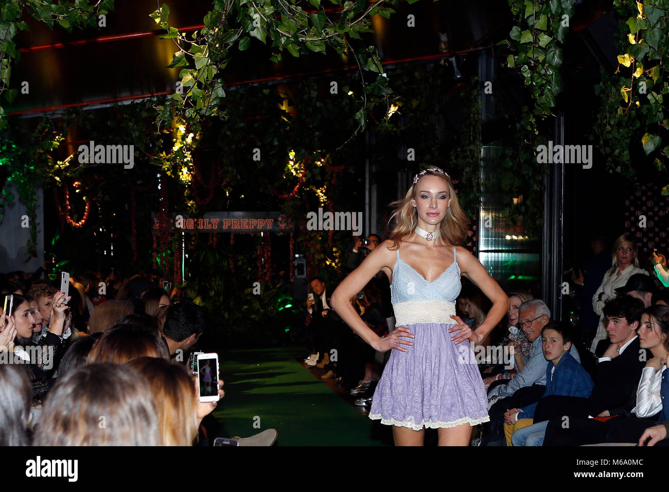 Au cours de la 'fortement modèles Preppy' fashion show pour présenter sa collection printemps/été 2018 à Madrid le jeudi 01 mars 2018. Más Información Gtres Crédit : Comuniación sur ligne, S.L./Alamy Live News Banque D'Images