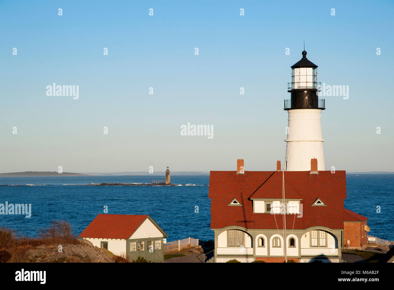 Portland Head Lighthouse, avec Ram Island, guide les marins de Casco Bay dans le port de Portland dans le Maine. Tête de Portland est la plus ancienne leucht Banque D'Images