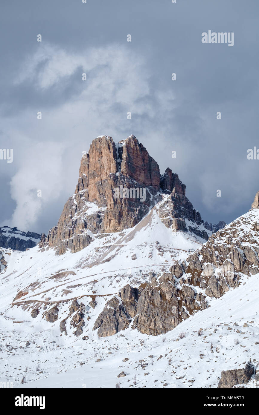 Paysage d'hiver fantastique près de Passo Giau - Dolomites - Italie Banque D'Images