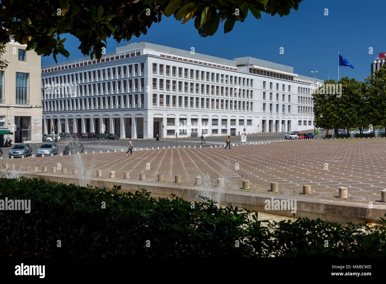 Siège de l'Institut d'assurance italienne dans le quartier des affaires EUR de Rome Banque D'Images