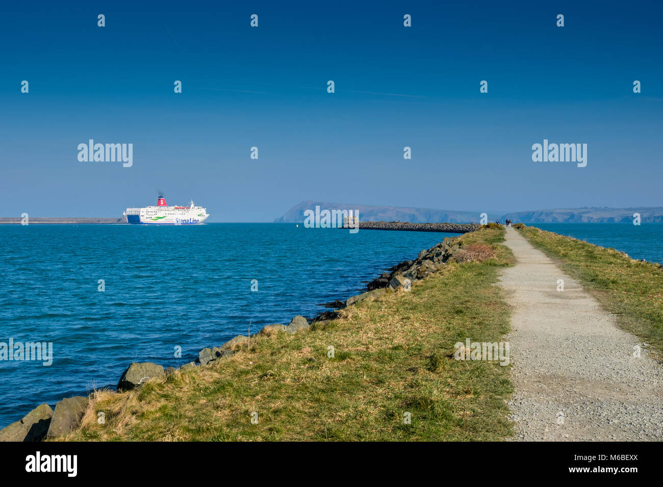 Ferry Stena Europe au départ de Fishguard Harbour à Goodwick, Fishguard, Pembrokeshire, Pays de Galles Banque D'Images